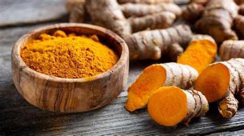 Turmeric Haldi हल्दी को डाइट में ऐसे करें शामिल मिलेंगे ये हैरान करने