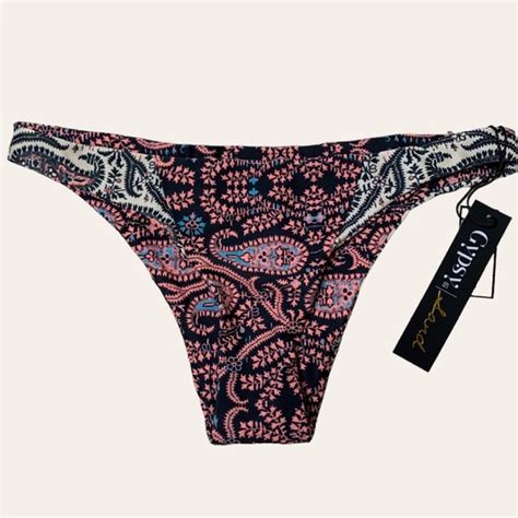 Gypsy 05 Swim Nwt Gypsy 5 Bottom Bikini Reversible In Neapolitan Size Small Poshmark