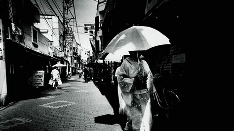 Explore The Backstreets Of Tokyo With Daido Moriyama In The Legendary