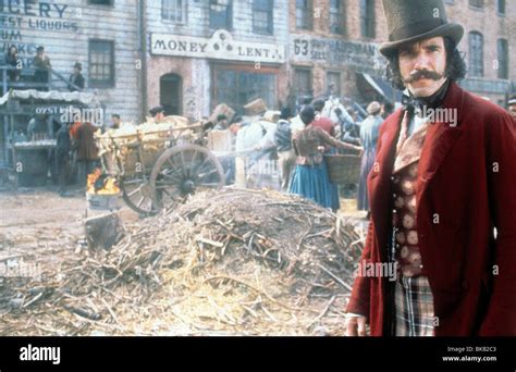 Daniel day lewis gangs of new york hi-res stock photography and images - Alamy