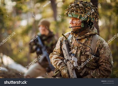 10,189 Uk Armed Forces Images, Stock Photos & Vectors | Shutterstock