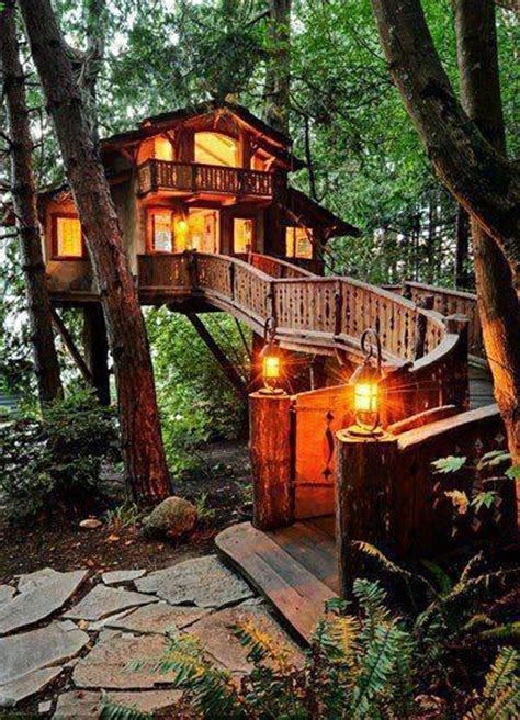 Une cabane dans les arbres luxe - nature et chic - Archzine.fr