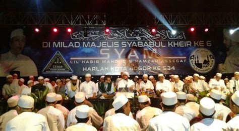 Lirik Sholawat Man Ana Versi Arab Status Wa Sholawat Man Ana Artikelkuc Syair Man Ana