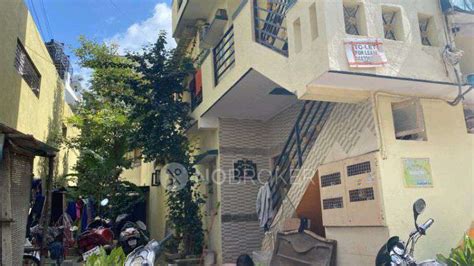 Hebbal Police Station Without Brokerage Semi Furnished 3 Bhk Flat For