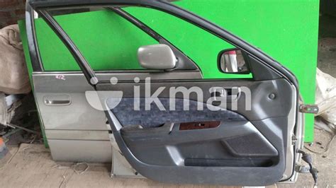 Toyota Carina 212 Four Door Set With Mirrors In Dehiwala Ikman