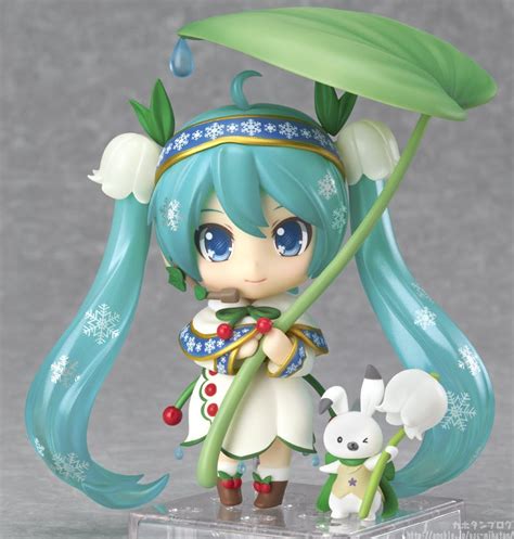 Kahotan's Blog | GOOD SMILE COMPANY Figure Reviews | The 2015 Snow Miku! Nendoroid Snow Miku ...