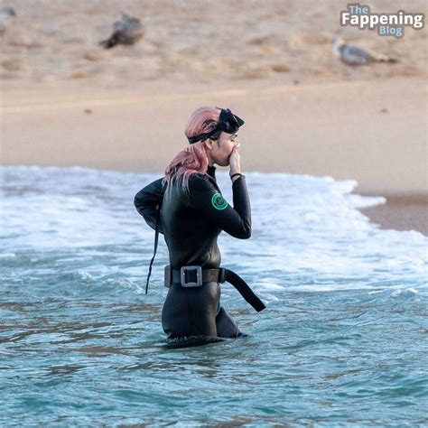 Megan Fox Shows Off Her Sexy Tits In A Pink Bikini In Mexico Photos Pinayflixx Mega Leaks