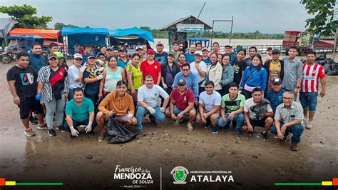 Masiva Participacion De Trabajadores En Campa A De Recojo De