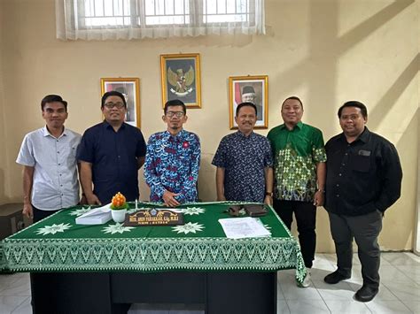 Berkas Tiga Bakal Calon Rektor Unismuh Luwuk Resmi Diserahkan Ke PWM