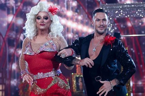 Dancing With The Stars Makes Tv History With Ireland S First Same Sex