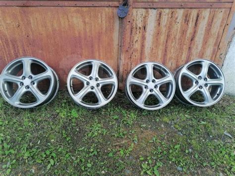 Литье Subaru R17, 17", 1 шт, Ширина диска 7.0" Вылет (ET) 55 мм. 5x100 ...