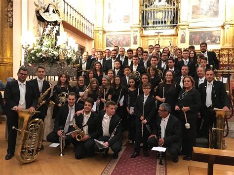 Concierto extraordinario de la banda de música de Alba de Tormes para