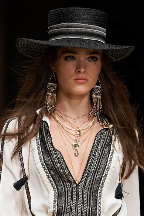 Elisabetta Franchi Spring Fashion Show Details The Impression In