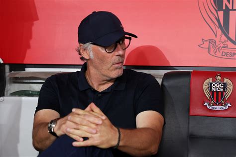 Ol Psg Laurent Blanc Avec Un Renfort De Taille Les Groupes Foot Sur