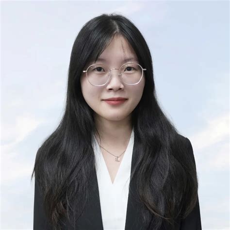 New Design Swimsuit Custom Thong Two Pieces Small Coverage Fashion Bikini Set OEM Solid