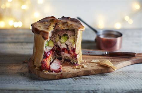 Christmas dinner pie | British Recipes | GoodtoKnow