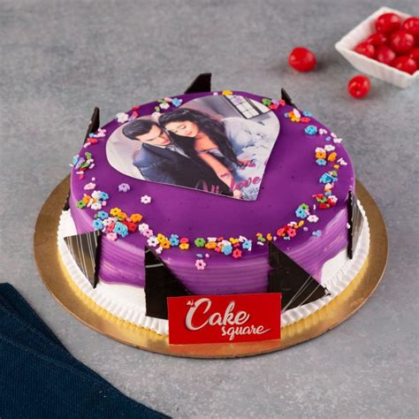 Strawberry Vanilla Birthday Cake Kg By Cake Square Chennai Send