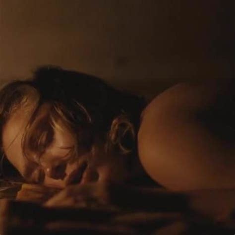 Elizabeth Olsen Martha Marcy May Marlene Porn Aa Xhamster