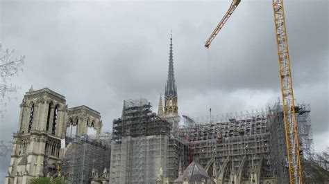 Notre Dame erstrahlt für Olympia im neuen Glanz