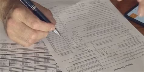 Monday marks 1st day to file taxes, as experts warn ‘refund shock ...