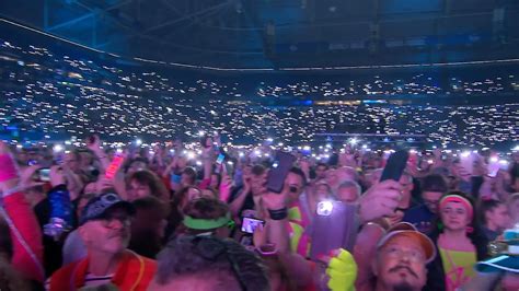 Miss Universe in der Bikini Klasse 26 jährige Kölnerin gewinnt Titel in Las Vegas