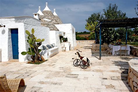 Trullo In Valle D Itria Azzurra Garzone Architetto