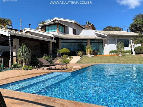 Casa de Condomínio na Avenida Juca Peçanha 500 Condominio Panorama