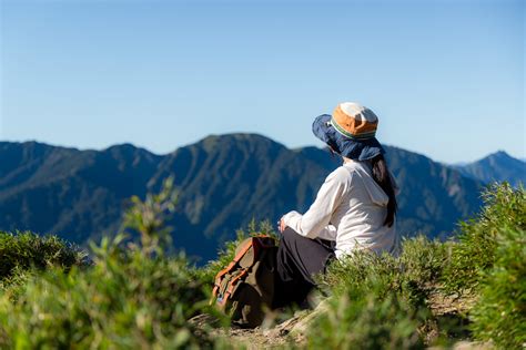 7 Mountains of Influence: A Guide to Praying for Our Nation | WealthBuilders