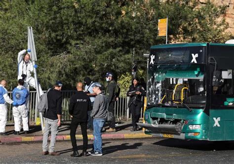 Al Menos Un Fallecido Y Cerca De Una Veintena De Heridos En Dos