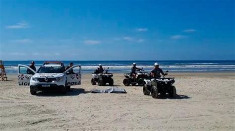 Catador de recicláveis é encontrado morto em praia da Baixada Santista