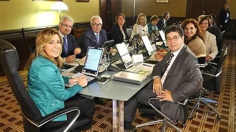 El Gobierno andaluz aprobará un endeudamiento de 733 millones