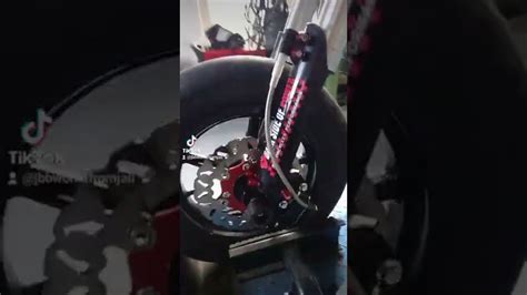 RR K608 190cc 2v Supermoto Rősli Rősli in Zusammenarbeit mit Firma