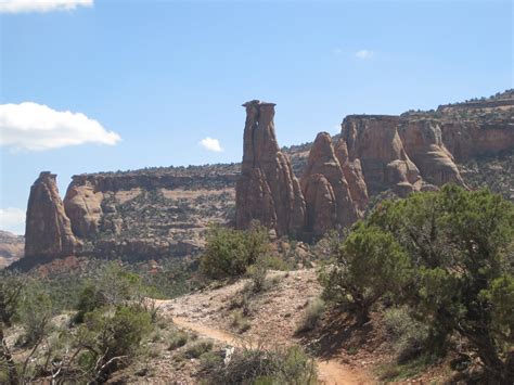 Run KW Run: Hiking the Colorado National Monument...ALONE!!!