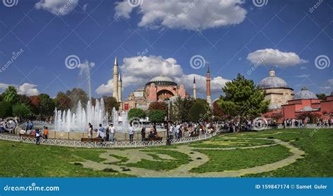 Blue Mosque and Hagia Sophia./istanbul Editorial Stock Image - Image of ...