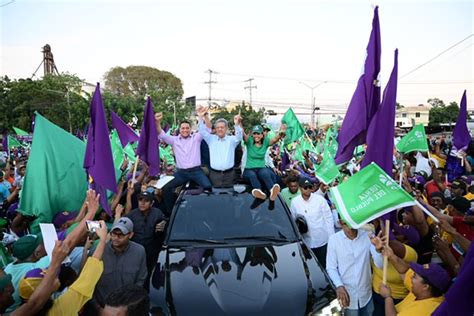 Con La FP El PLD Y El PRD En Las Calles Leonel Inicia Gran Marcha