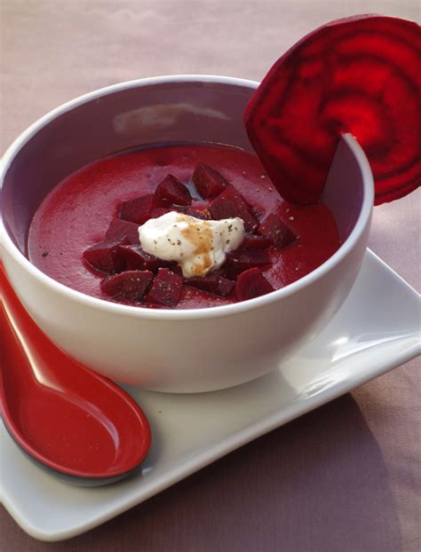 Rote Beete Suppe Mit Saurer Sahne Und Ei Rezepte Suchen