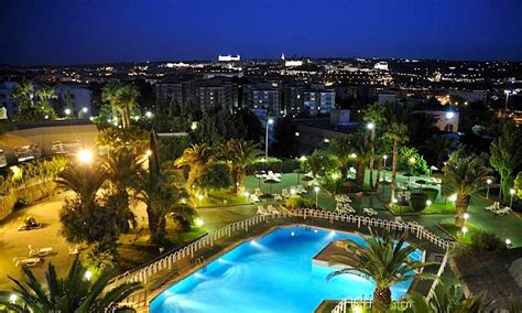 35 hoteles con piscina para todos los gustos - Central de Reservas