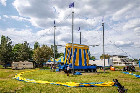 Heimt Ckisch W Hrend Der Vorstellung Einbrecher Klauen Familien Zirkus