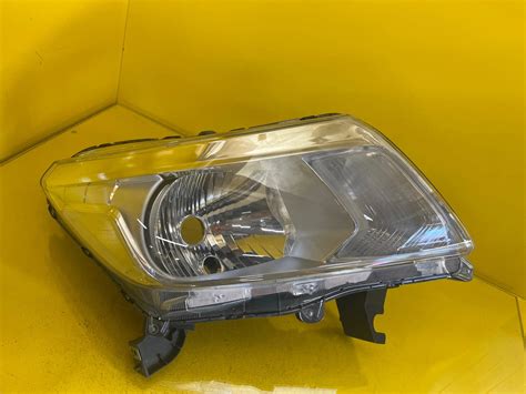 Reflektor Lampa Prawa Prz D Nissan Navara Iv Auto Lamps