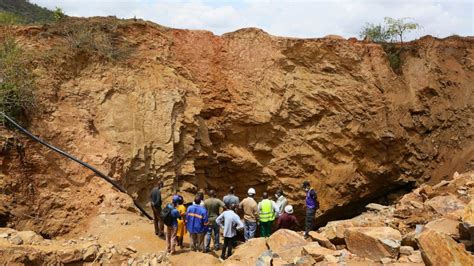 Rescue Efforts Slowed A Week After Zimbabwe Mine Collapse Zimbabwe