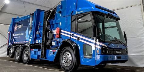 Fully Integrated Electric Recycling And Waste Trucks Will Hit Phoenix