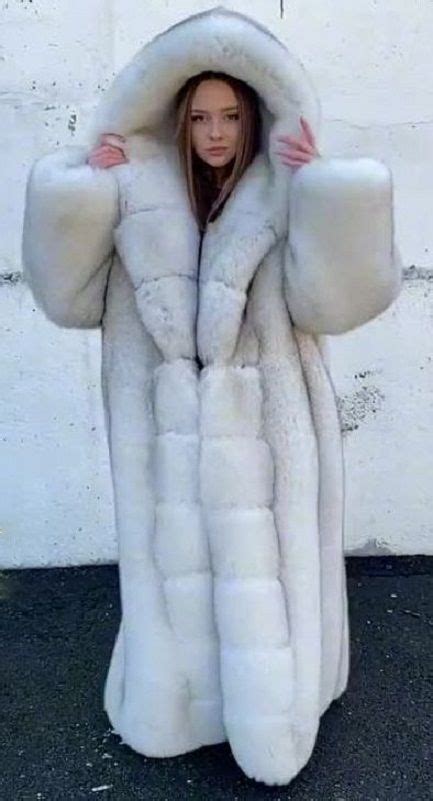 Pin By Rob Boaler On Blue Fox Fur Fur Coat Fashion Fox Fur Coat Coat