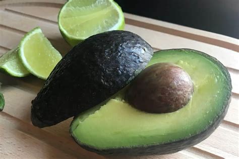 How To Mash Avocado Tips To Slow Browning