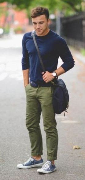 22 Things Guys Wear That Instantly Make Them Hotter Society19