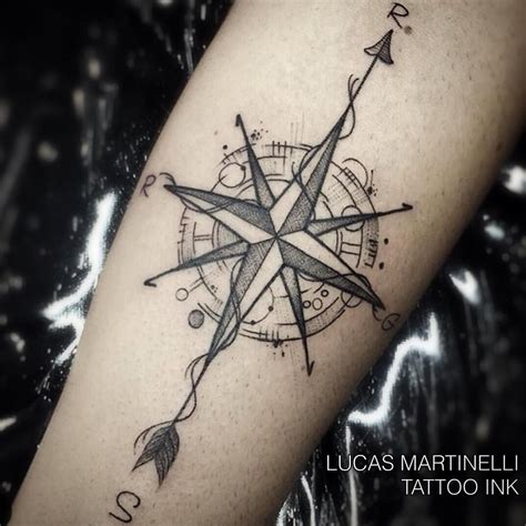 Rosa Dos Ventos Tatoo - Tatuagem rosa dos ventos: descubra 20 ideias de tattoo rosa dos ventos ...