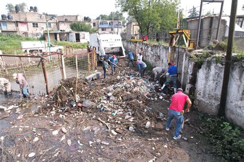 Incrementan trabajos de limpieza en la Presa del Ángulo de Izcalli El