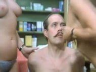 Naked Lynn Endersson In El Consenso