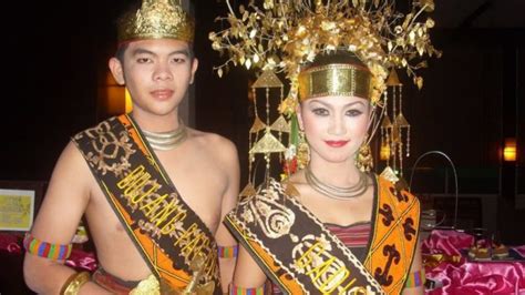 6 Pakaian Adat Sumatera Selatan Nama Keterangan Gambar