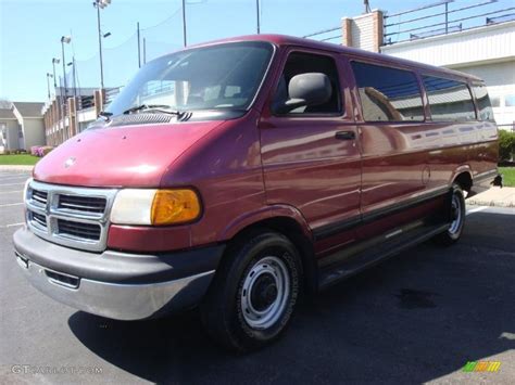 2001 Medium Red Metallic Dodge Ram Van 3500 Passenger 28364577 Photo 11 Car