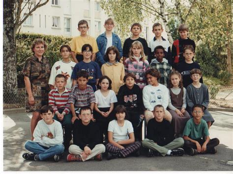 Photo De Classe Cm De Ecole Frederic Mistral Copains D Avant